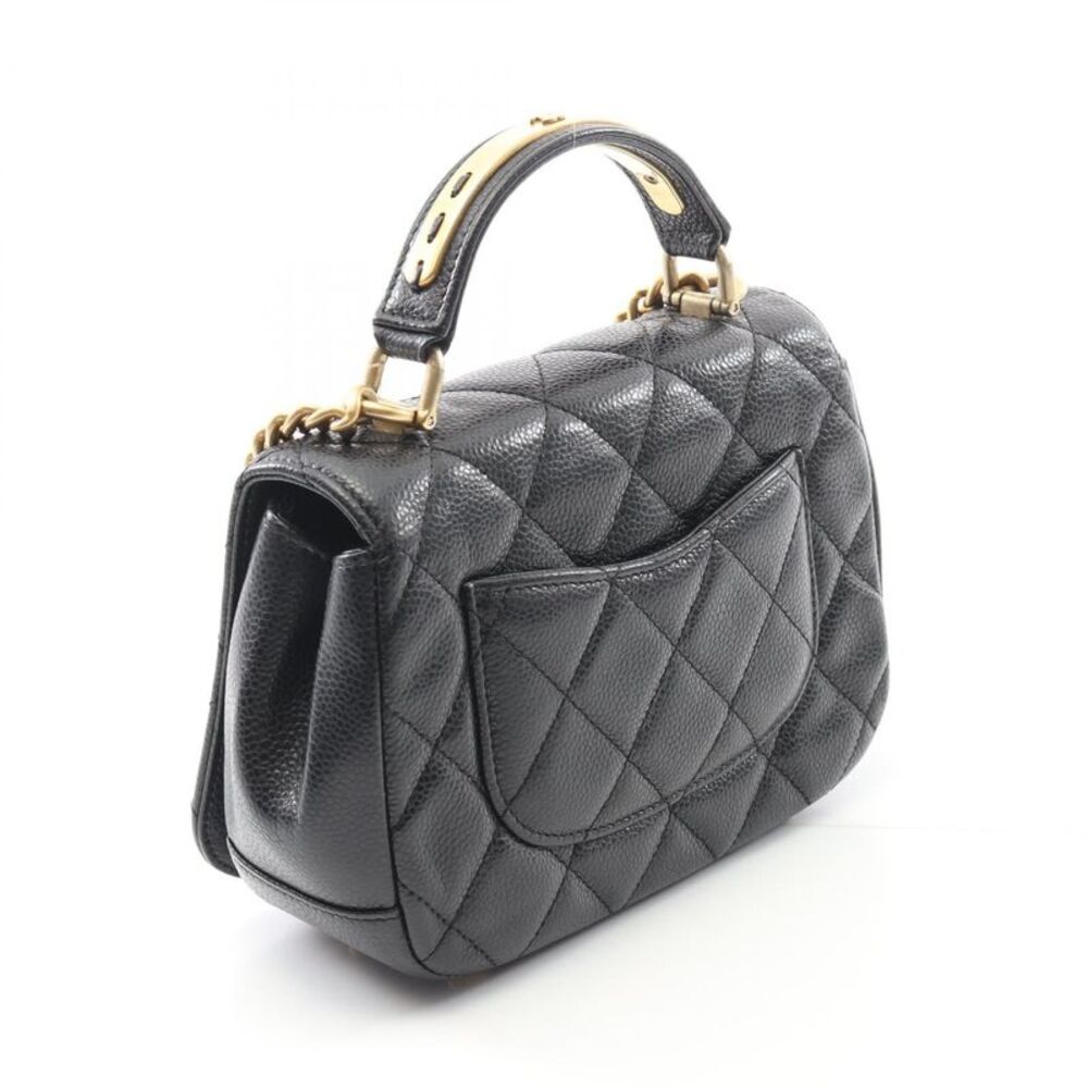 Chanel Matelasse Leather Shoulder Bag - Picture 3 of 9